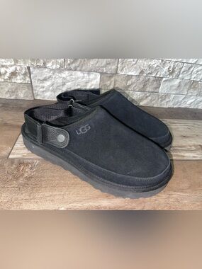 UGG GOLDENSTAR CLOG BLACK SUEDE PLATFORM SANDALS SIZE US 10 Women’s